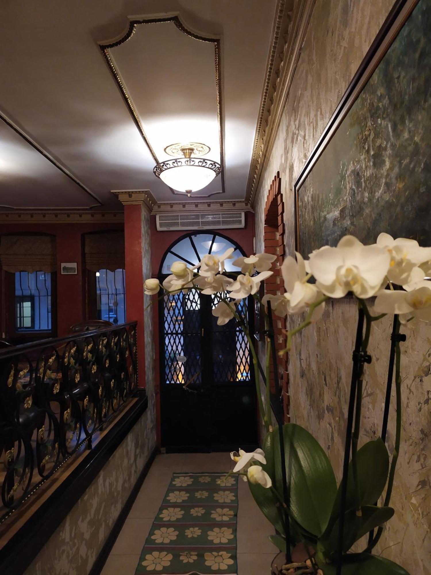 Istanbul Irish Hotel Exterior foto